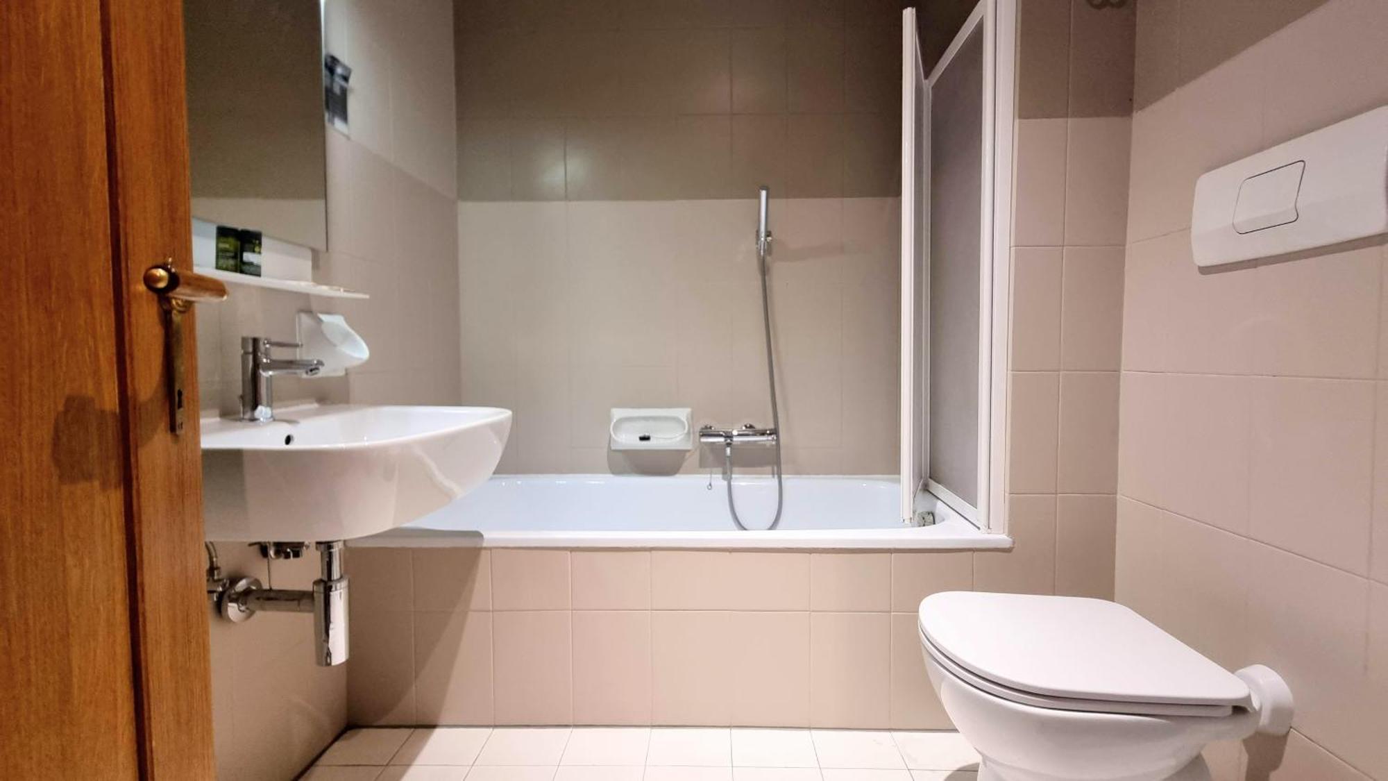 Locanda Al Volo Tommaseo ترييستي المظهر الخارجي الصورة
